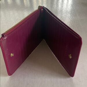 Jack & Chris  Women's Leather Wallet